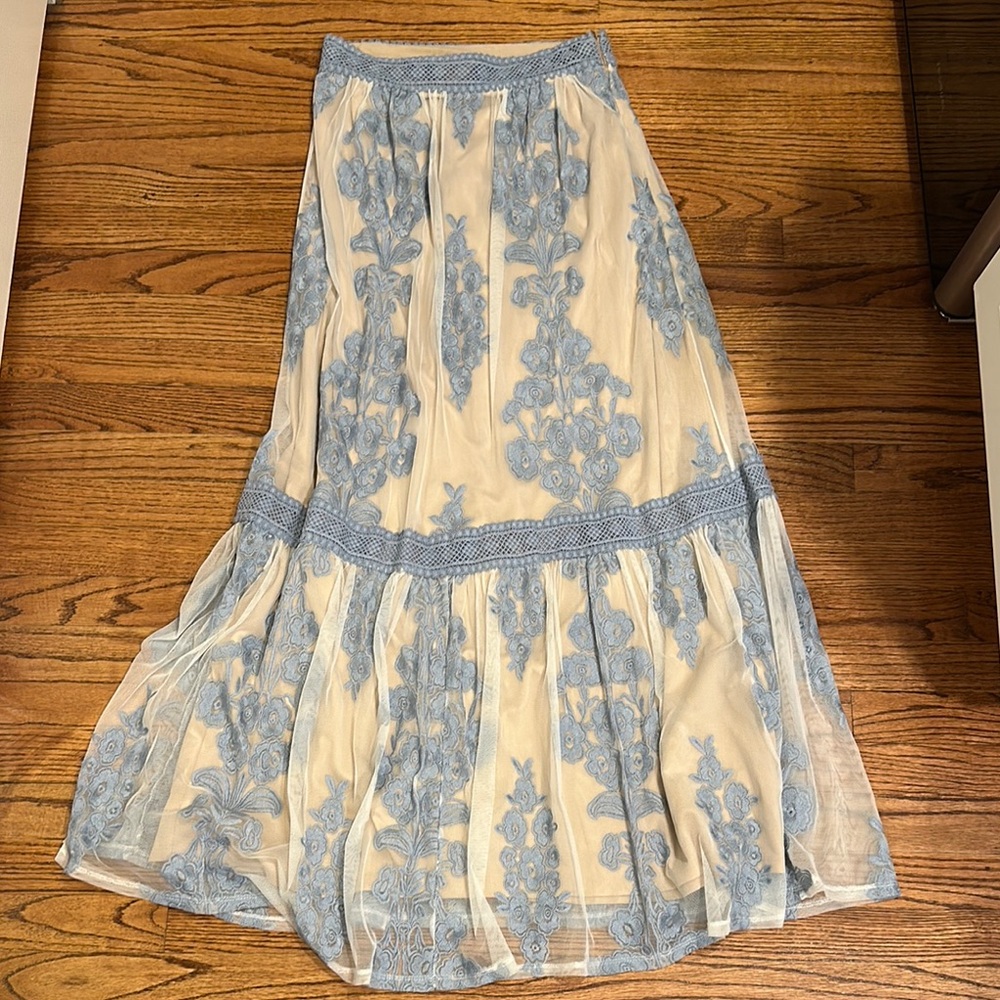 Elegant Blue Floral Lace Skirt